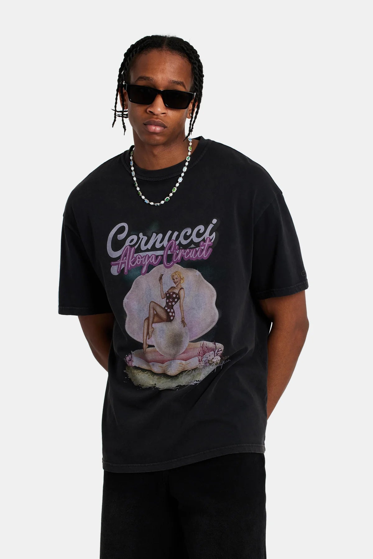 Pearl Pin Up Girl Oversized T-Shirt